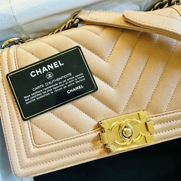 Chanel Beige Chevron Crossbody Bag with Gold Hardware - Picture 3 of 3